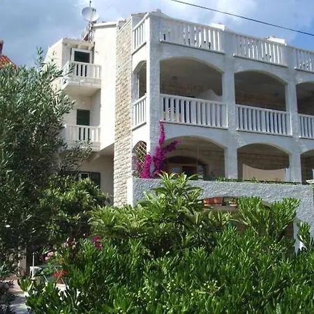 In With Sea View, Terrace, Air Conditioning, Wifi 5121-5 Apartment *